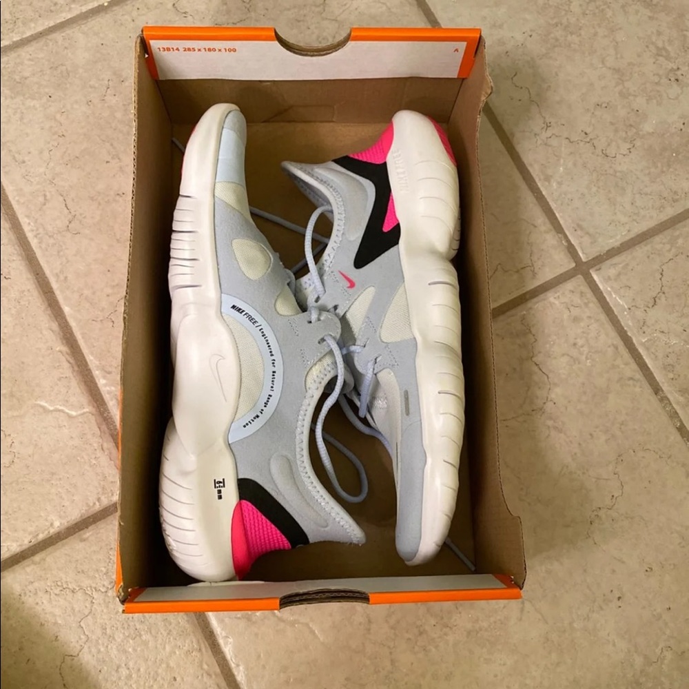NWT Nike Free Run 5.0